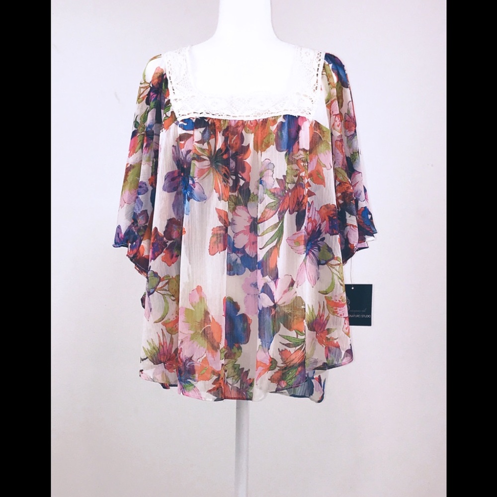 Signature Studio Floral Blouse Women’s